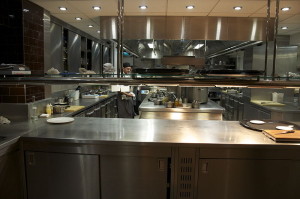 800px-Petrus_(London)_Kitchen